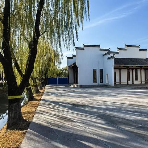 上海大学里一处徵派建筑