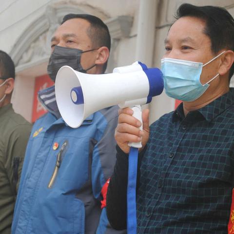 麻河镇古渡社区抗疫志愿者风采