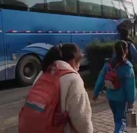 “弘扬小白杨精神  红色文化旅游”——吉也克镇牧业寄宿制中心小学研学旅行活动