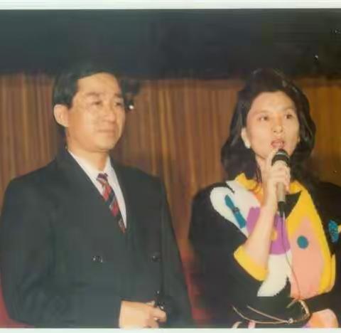 回望20多年来自娱自乐的演出剧照。