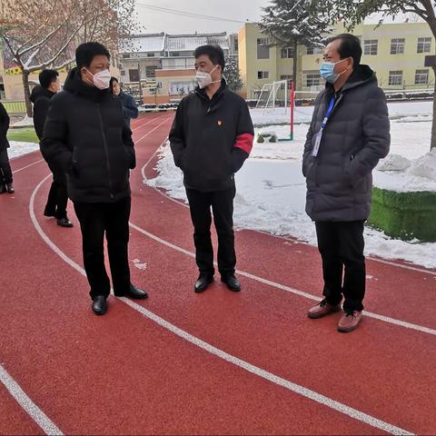 抓好疫情防控 构建安全校园——记疫情防控检查工作