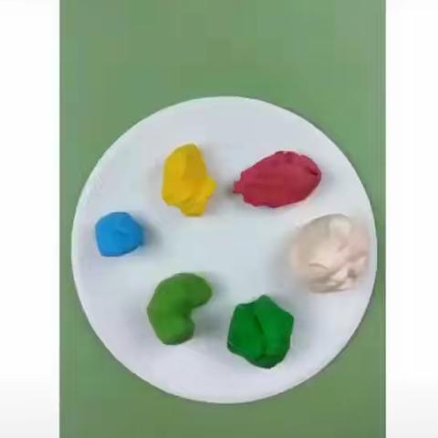 俱乐空中课堂：手工：《可爱的蚕宝宝》（中班）