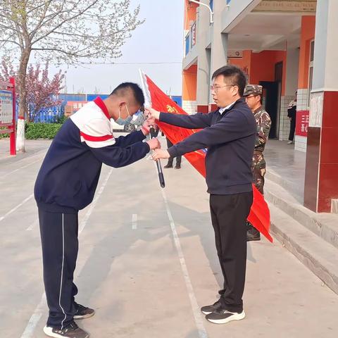 洪河屯三中六（4）班网络中国节·清明节党史研学活动