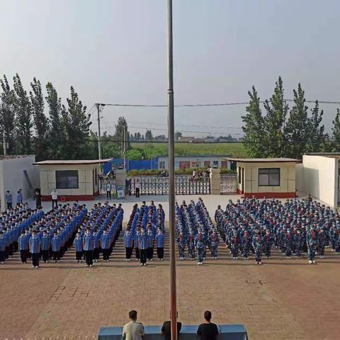 军训展风采，壮志谱新篇——洪河屯三中六四班军训纪实