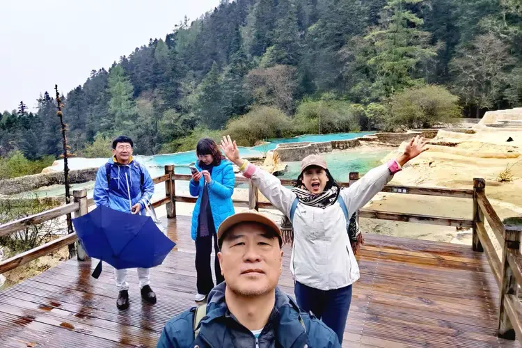结伴而行-黄龙九寨