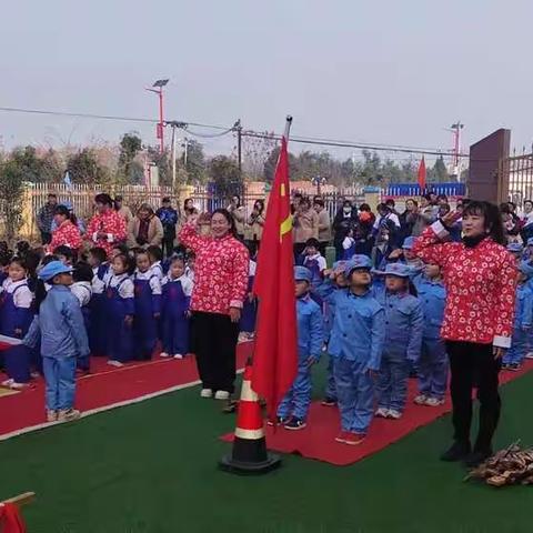 金色太阳幼儿园《军民大生产》爱国红色主体亲子活动