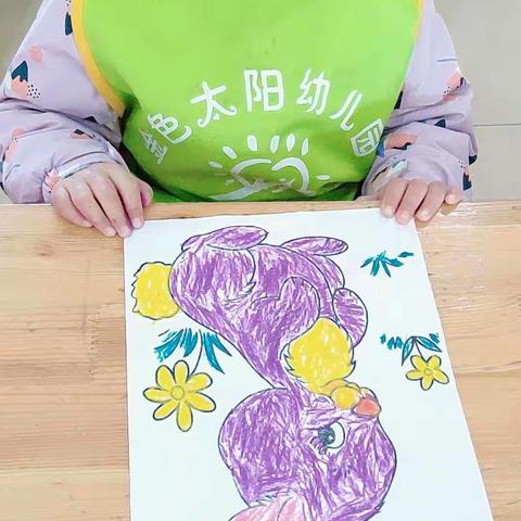 金色太阳幼儿园大班绘画课