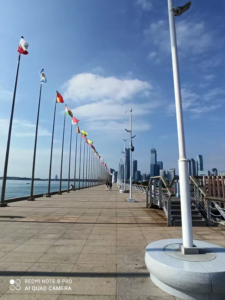 情人坝休闲风情街/游记