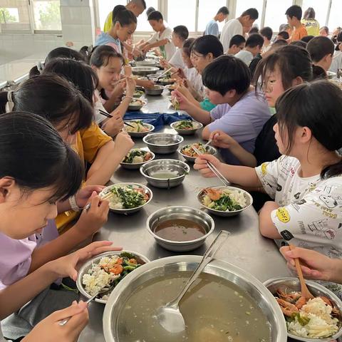 军训起航，逐梦飞翔！——记横塘中学初一4班的军训生活。