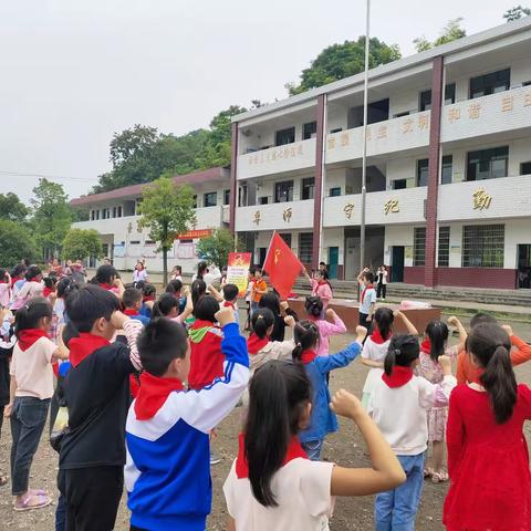 不一样的六一：只要快乐在心中，别样花儿别样红