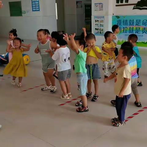 新入园宝贝的第一堂体能课