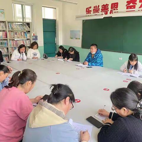 小手拉大手，争做文明小卫士___同昱学校教育联盟成员校实验小学文明出行社会实践行为纪实，