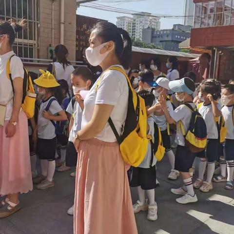 初探小学 礼遇成长——福润摇篮伟丰花园幼儿园参观小学活动