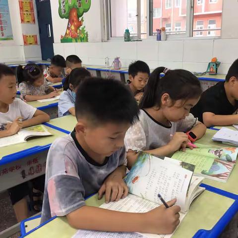 让阅读为生命擦亮底色———西苑学校暑假托管一年级阅读指导课纪实（九）