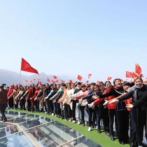 锦瑞女神节日快乐