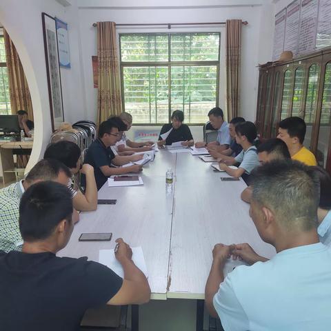 云龙镇云岭村召开2022年防止返贫监测帮扶集中排查迎检工作部署会