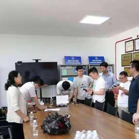 三东路支行走进海南大学推广数字人民币