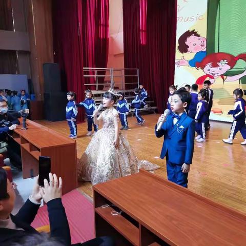 多彩校园     幸福起航