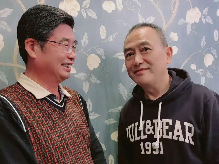 为了友情!干杯!双龙,金龙,建龙!