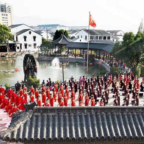 为喜迎2023杭州亚运会,平阳将在“千年古村,诗画鸣山”举行千人户外走秀。时间待定!