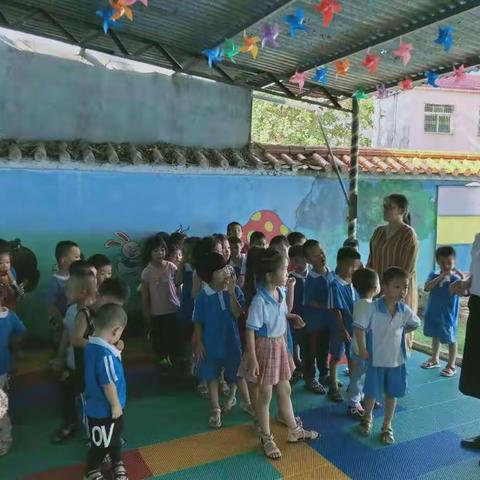 长江幼儿园一周体智能课