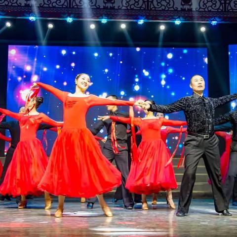 在烂漫的夏天与国标约定