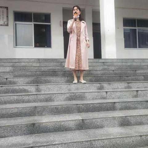 “开展防震演练，筑牢安全防线”——记洪岩镇历居山小学防震安全疏散演练教育活动