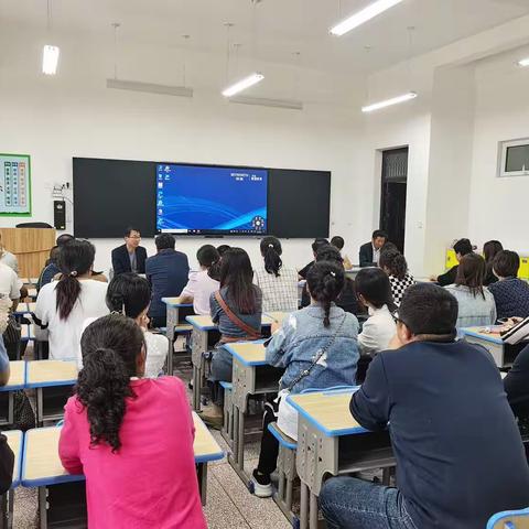 阳光分班，逐梦启航
