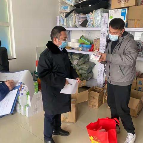 让税徽闪耀在取得“双胜双赢”的进程中 ——助力企业复工复产税务人在行动