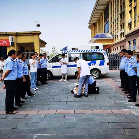 加强技能培训，践行“生命致上”承诺——南郑交警大队集中开展急救培训活动