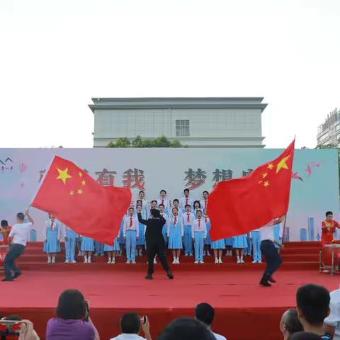 超燃！砺行少年团，歌声抒壮志