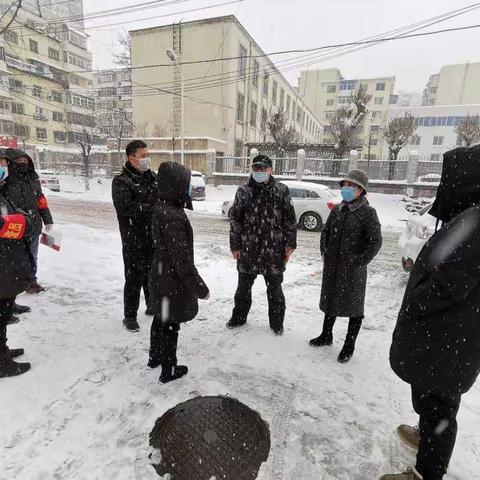 党旗在暴风雪中飘扬