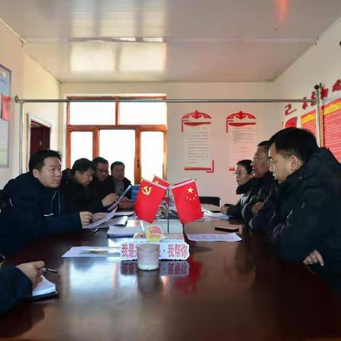 国网科右中旗供电公司：公司总经理王密涛、党委书记李贵成深入杜尔基镇乌斯台嘎查开展走访慰问活动