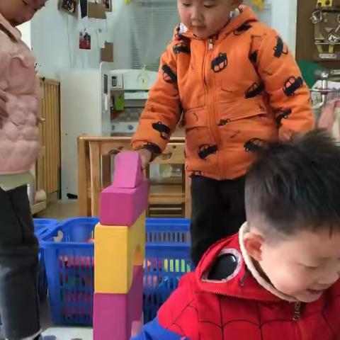 儒林西苑幼儿园小班建构区游戏