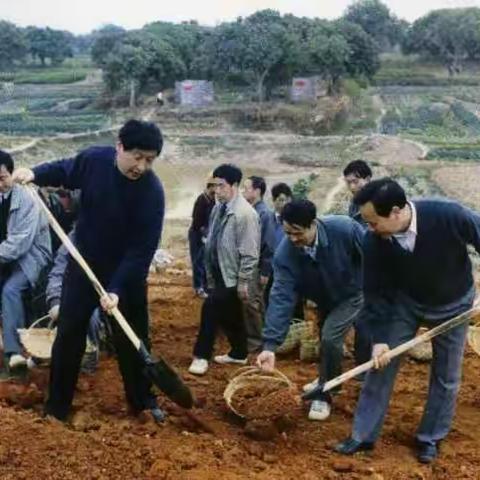 以梦为马  不负韶华 --读《习近平的七年知青岁月》有感