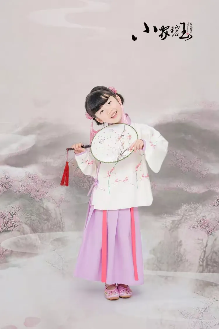总角之宴，言笑晏晏