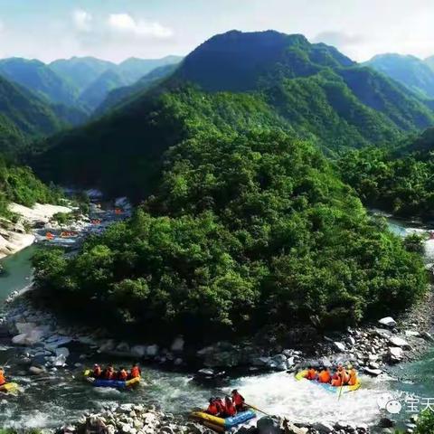 宝天曼峡谷漂流+西峡恐龙园+武侯祠三日游