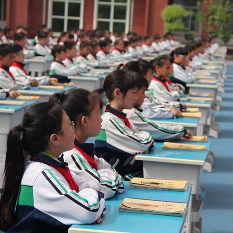 一规一矩有章法  一言一行好习惯            ——红旗区第二实验小学课堂行为规范展示