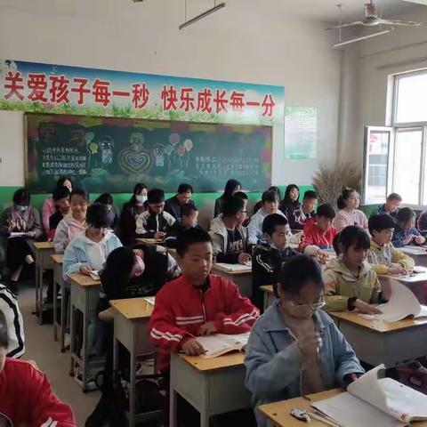 东张学区两所中心小学举行联合教研活动