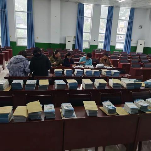 “双减”不放松 作业检查促提升 ——郦商小学教务处开展作业教案检查活动