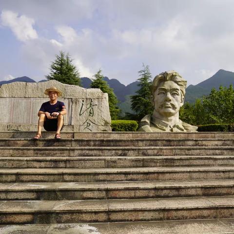 怀玉山红色旅游，三清天下秀