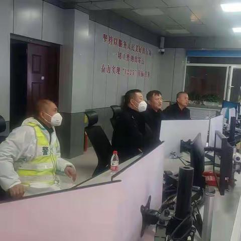 鞍山分公司主动作为协调联动，最大限度配合交警疏导车辆