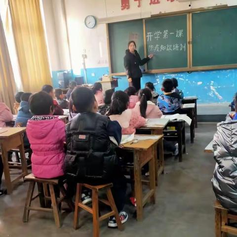 地方镇邱上完小全力做好学校复学工作