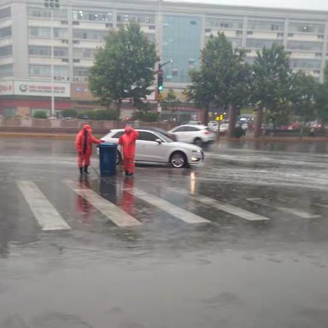 【城市提升 章丘在行动】区环卫中心：雨前防汛到位，雨后清理及时