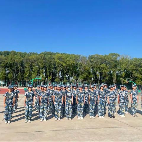青春有约 国防教育走进花园镇中