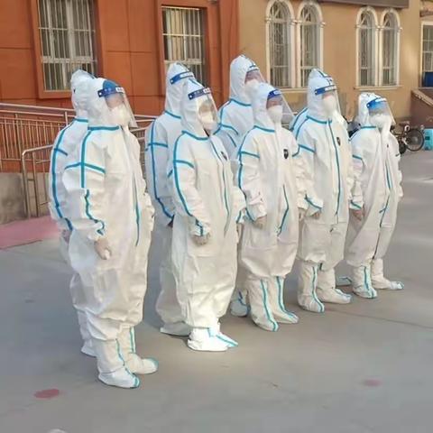 下沉社区志愿行  助力抗疫显担当