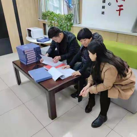 助推“产业年 项目年 招商年”攻坚行动        王益区民政局多措并举 促进家庭服务业健康发展