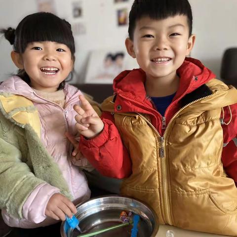 中二班科学活动：浮起来沉下去💕