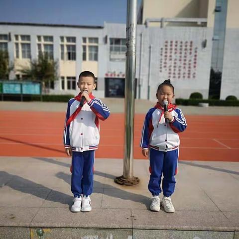 喜迎二十大 争做好队员——高阳县宏润小学2022年“十一三”建队日入队仪式