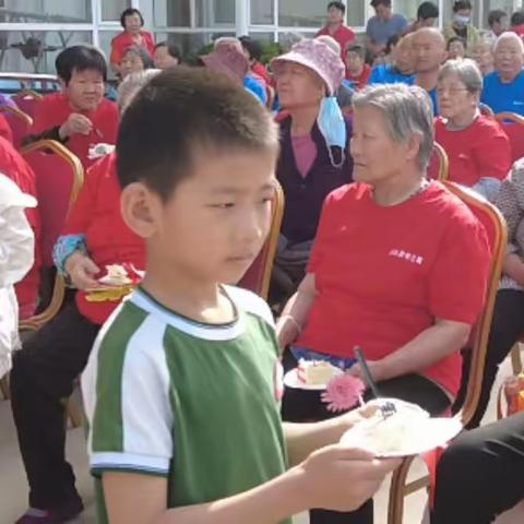 颂祖国，赞母亲，党的温暖牢记心